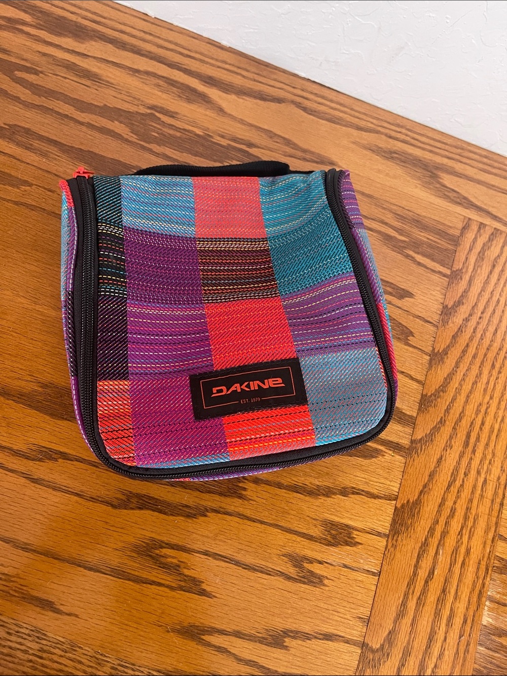 Dakine Colorblock Travel Pouch in Teal, Purple, Red